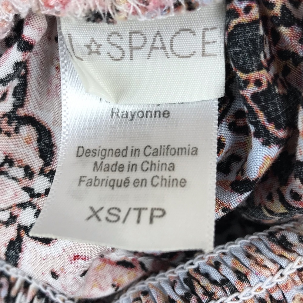 L*Space Rhapsody Nanette Boho Pocket Romper Sz. XS - Picture 8 of 8